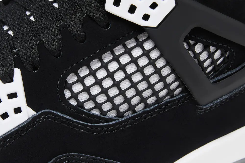 Jordan 4 Retro White Thunder 6