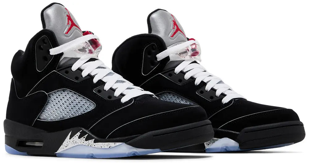 Jordan 5 Retro Negro Metálico Reimaginado 2