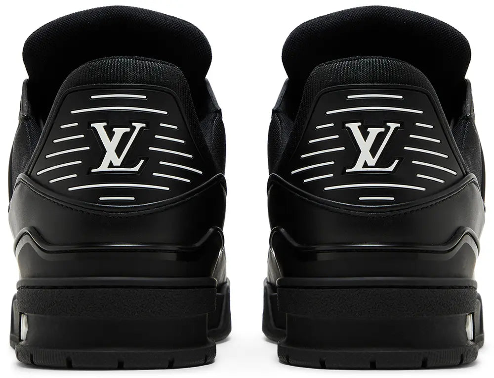 LV Trainer Full Black 3