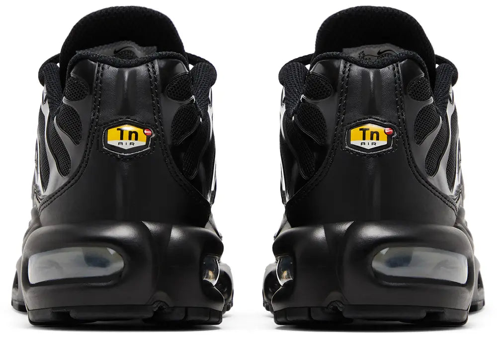 Nike Air Max Plus Black 3